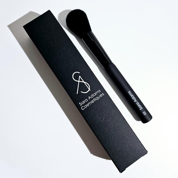 Sara adams cosmetiques Oval Shape Blush & Powder Brush #02 - Picture 2 of 6